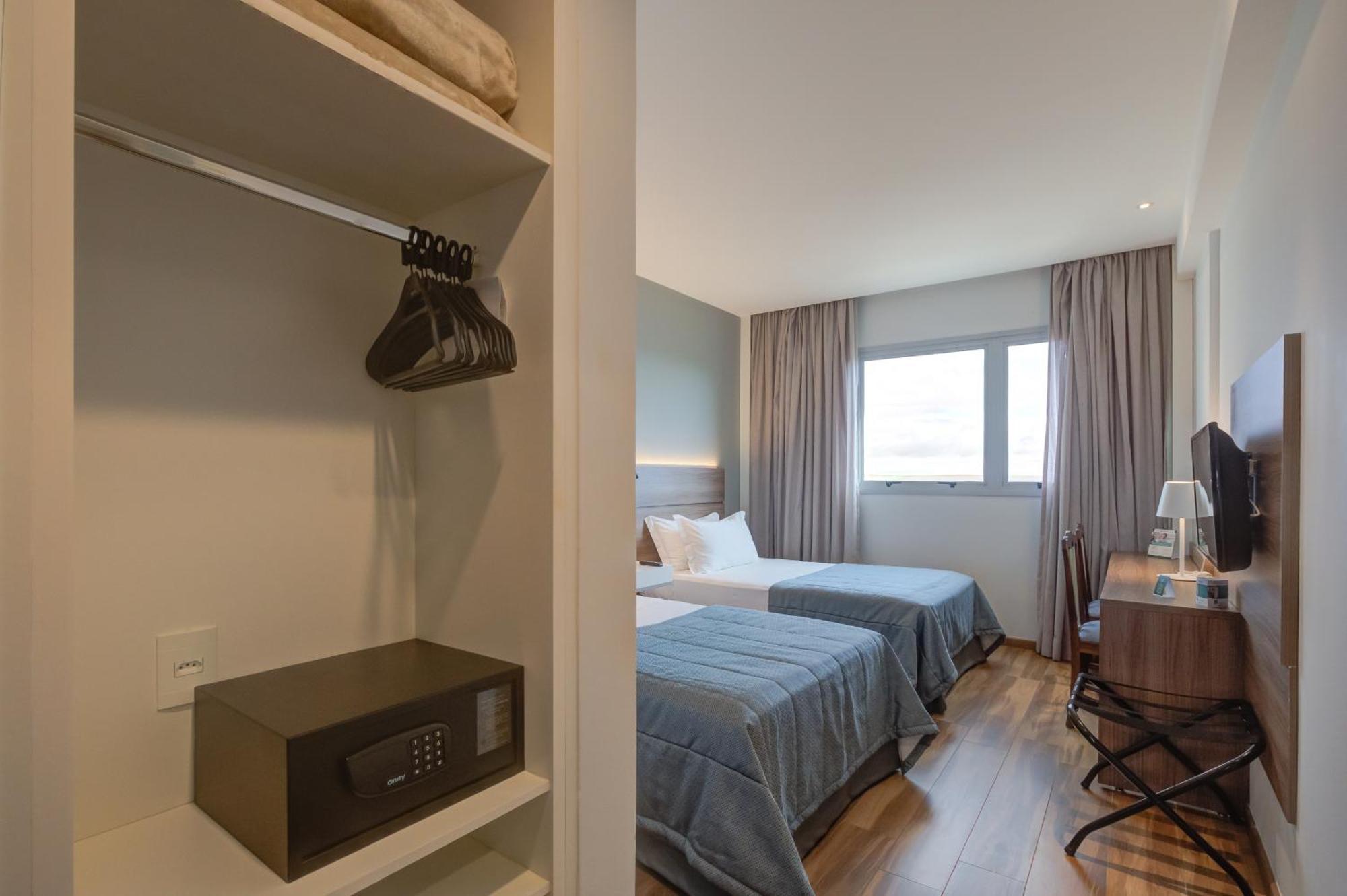 Bourbon Hotel Cambara Bagian luar foto